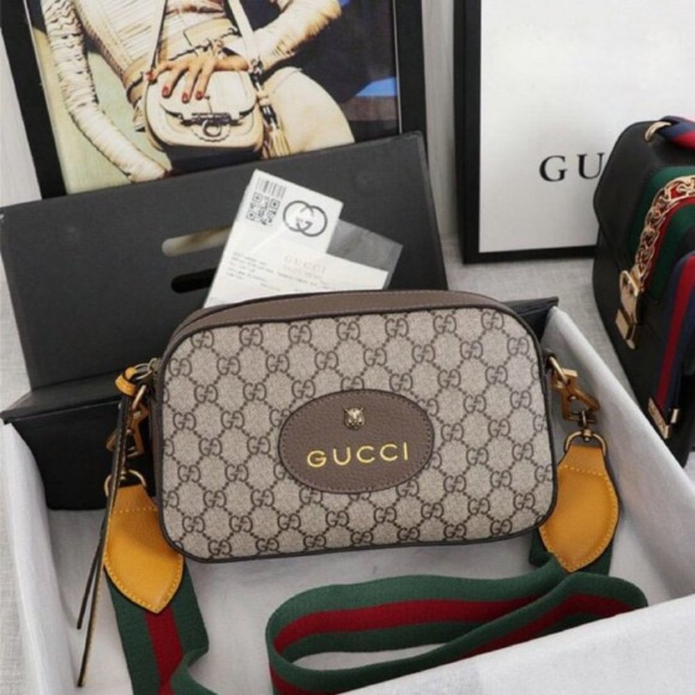 NWT Gucci Neo Vintage GG Supreme Messenger Bag